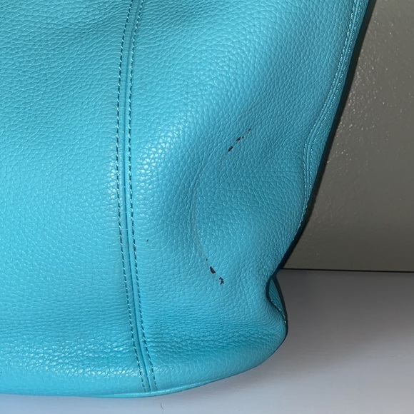 Baby Blue Micheal Kors Tote Bag - Picture 7 of 11